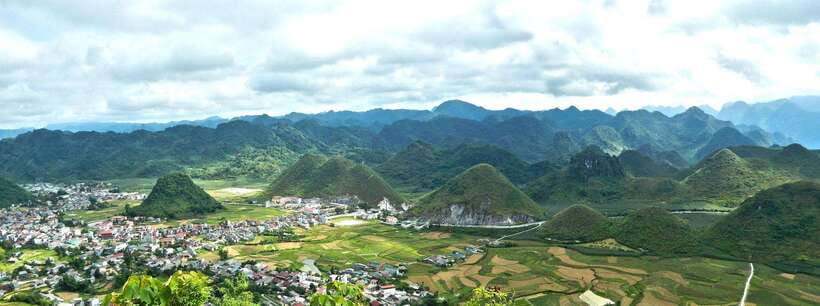 1 Day Ha Giang Loop Tour by Motorbike with Easy Rider - Real - Afternoon passes and the summer waterfall swim (June to September)