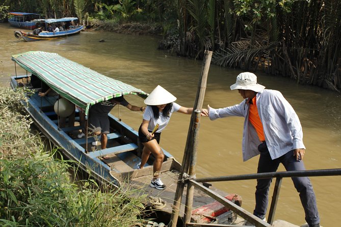1-Day Mekong Delta Cai Rang Floating Market-Ancient House-Pancake - Cruising to Cai Be and touring an Ancient House