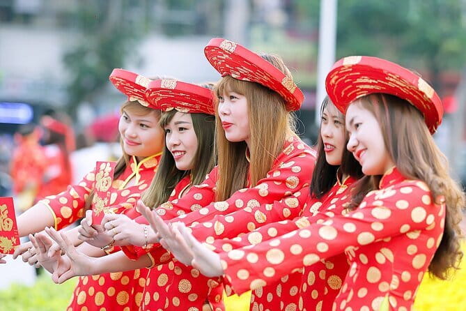 11-Day Itinerary through Vietnam: From North to South | Top 1 - Ho Chi Minh City After Flight: One Afternoon, Major Must-Sees