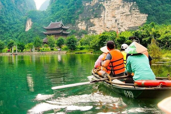 12 Days in Vietnam | Cultural Exploration with Beach Escapes - How This Tour Links North to South Without Feeling Chaotic