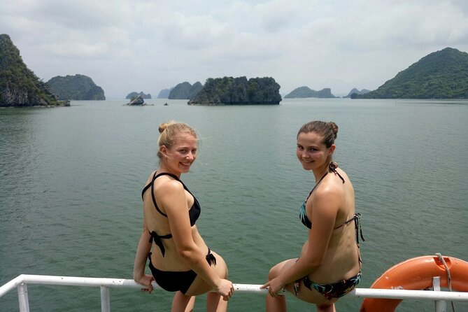 2-Day cruise in Lan Ha bay and Ha Long with plankton excursion - The plankton excursion: the “stardust” moment, minus the hype