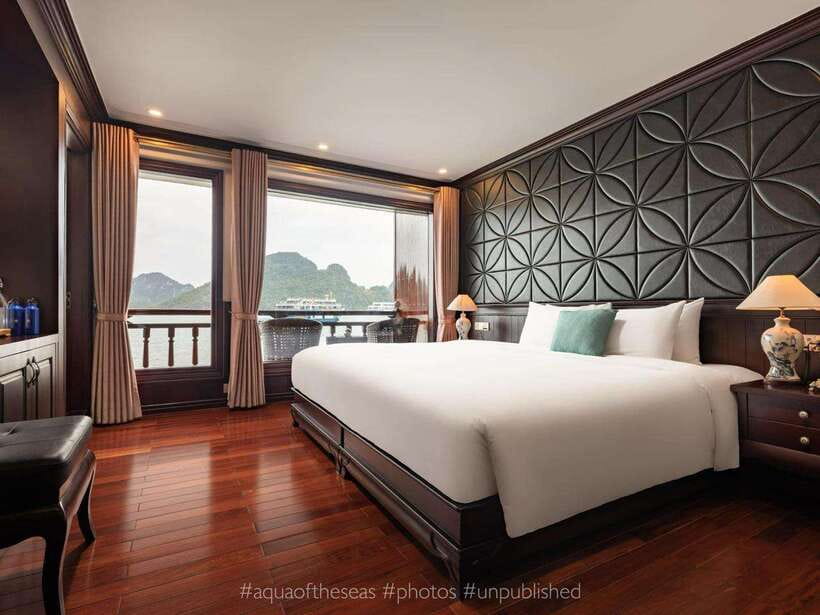 2-Day: Halong Lan Ha Bay 5 Stars Cruises w/Balcony & Bathtub - What Makes This Halong Lan Ha 2-Day Cruise Feel Like True 5-Star