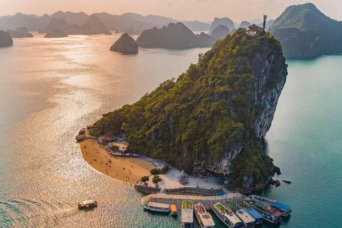 2-Day In Halong Bay Cruise With Transfer From Hanoi - Food on board: seafood meals that make the trip feel complete