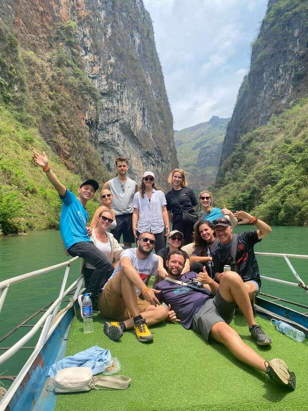2-day Motorbike Ha Giang Loop Luxury Tour With Easy Rider - Dong Van Town at Night: Dinner and Ancient Town Time