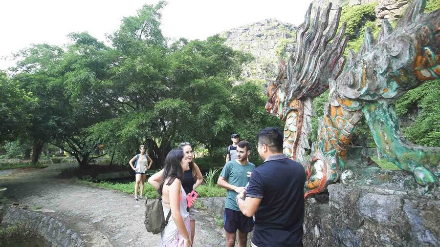 2 day Trang An - Mua cave - Cycling with Bungalow stay - Mua Cave and Hang Mua: the 500-plus steps view test