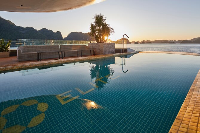 2 Days 1 Night Discovery Halong Lan Ha Bay Group for 2 adults - Evening on board: Cooking demo, happy hour, and an 8-course dinner that feels planned