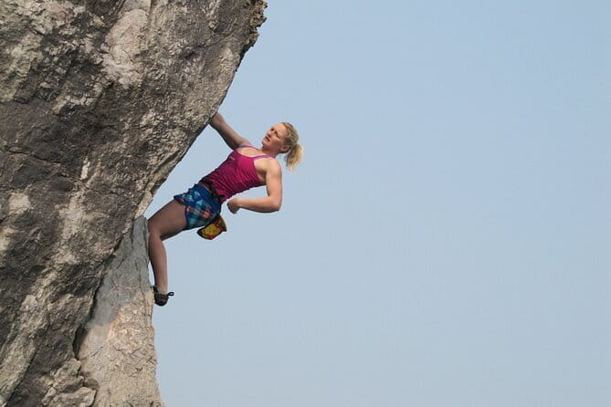 2 Days 1 Night The Catba Catamaran Paradise Cave Tour - Food on the tour, and how to get the best out of included meals