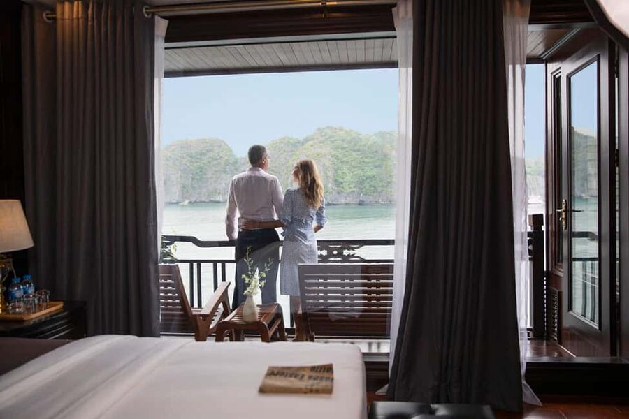 2 Days Halong 5 Stars Cruise with Free Pickup from Hanoi - Meals, drinks, and what is actually included