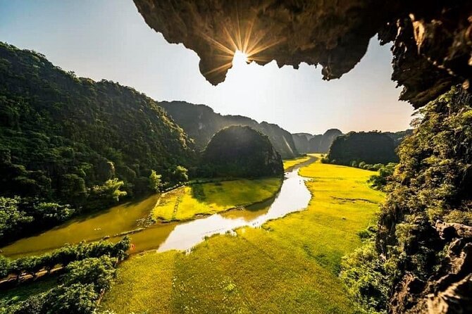 3-Day Hanoi-Ninh Binh-Halong-Lan Ha Bay 5 Star Cruise & Balcony - Bai Dinh Pagoda and the electric car shortcut