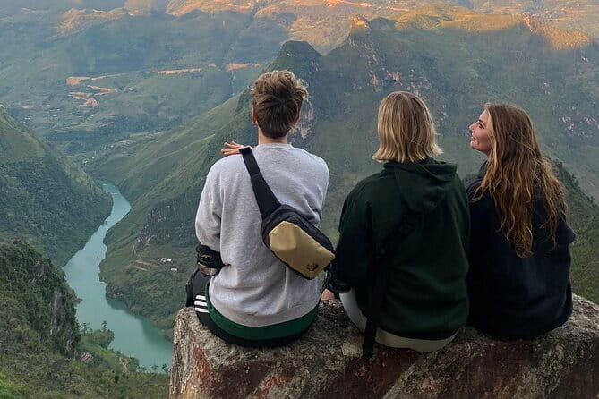3 Days 2 Nights from Hagiang - Day 3: Mèo Vạc sinkholes and the run back toward Hà Giang