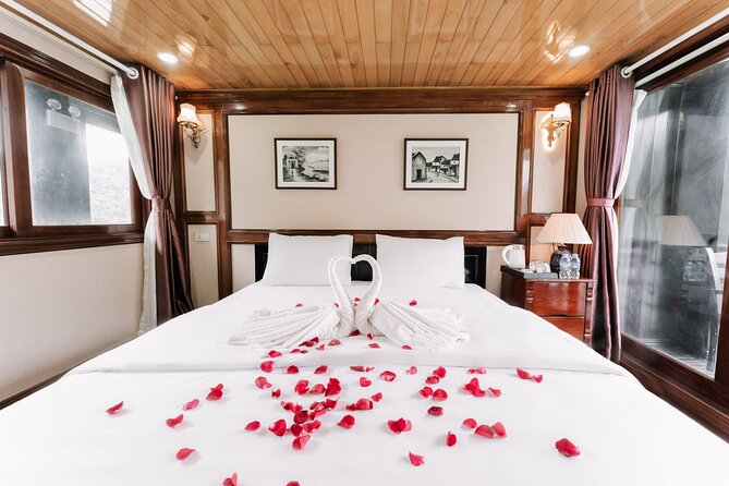 3 Days 2 Nights on Daiichi Boutique Cruise Discover Lan Ha Bay - Day 1 on the water: Cai Beo welcome, lunch cruise, and Lan Ha Bay arrival