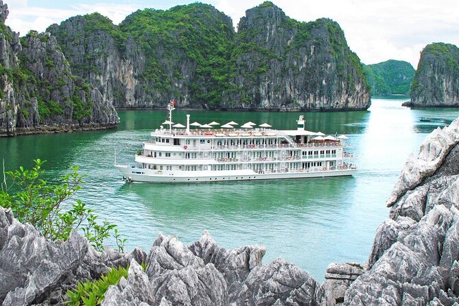 3 Days,2Nights Halong Bay & Gulf of Tonkin 5 Star Cruise - Arriving at Tuan Chau: where the trip starts to feel special
