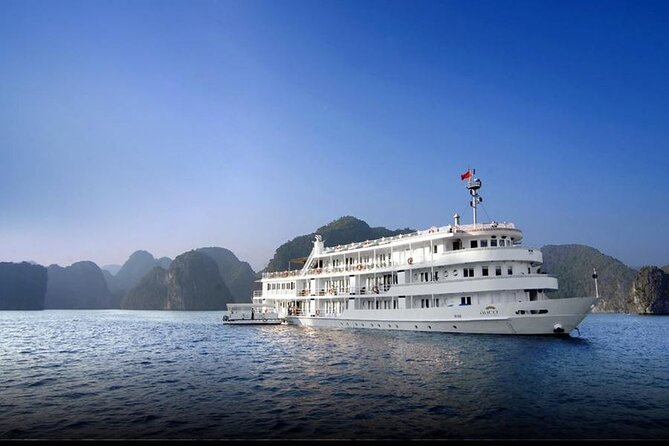 3 Days,2Nights Halong Bay & Gulf of Tonkin 5 Star Cruise - Day 2 in Lan Ha Bay: Tai Chi, Ho Ba Ham swimming, and calm-water kayaking
