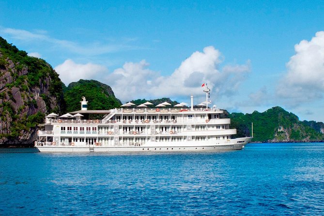 3 Days,2Nights Halong Bay & Gulf of Tonkin 5 Star Cruise - Day 1 on Halong Bay: floating villages, caves, and your first night at sea