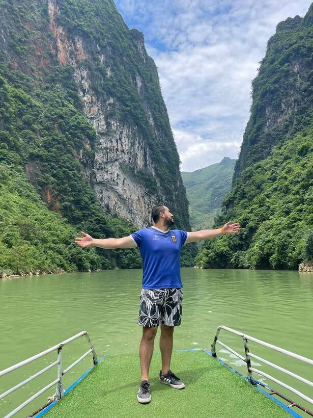 4-day Motorbike Ha Giang Loop Luxury Tour With Easy Rider - Day 2 Ma Pi Leng and Nho Que: the day you feel the altitude