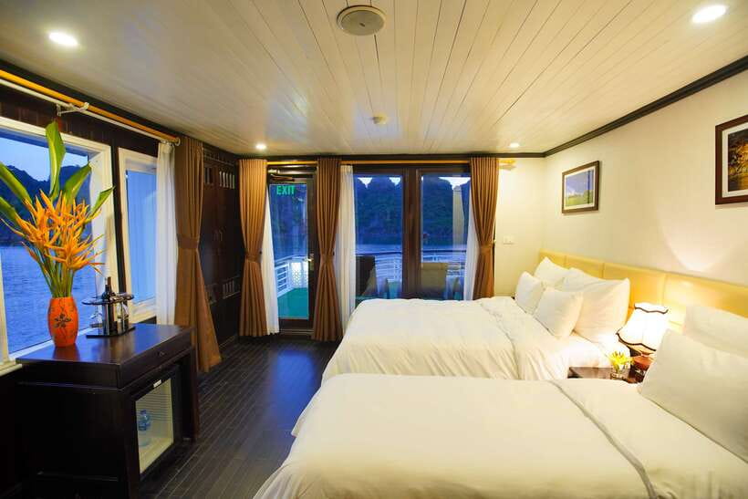 4-star Halong Paloma Cruise 2D1N Trip - Bai Tu Long Bay, not just the postcard track