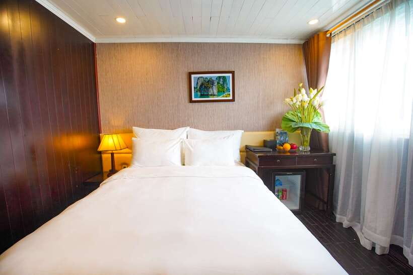 4-star Halong Paloma Cruise 2D1N Trip - Cabins and comfort on a 4-star Paloma cruise