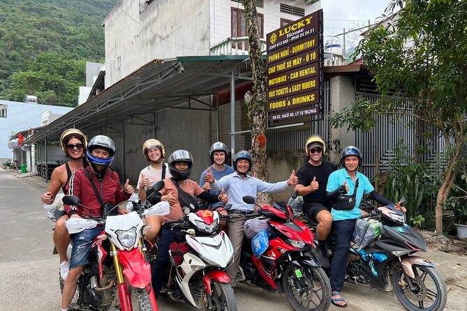 4D3N loop tour with Easyrider 150cc (small group + private rooms) - Hmong King Palace and Lung Cu flag tower at the northern edge