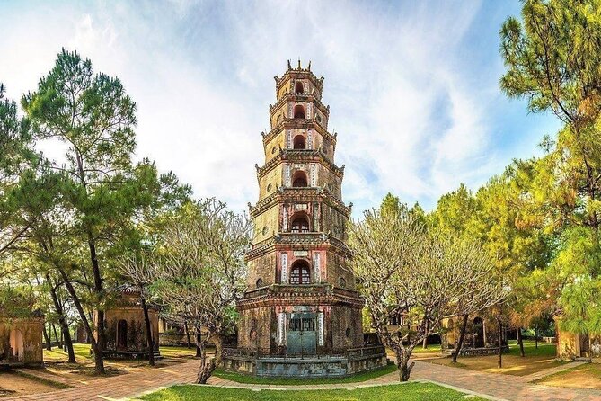 5-Day Private Tour of Top Heritage Sites: Hue, Hoi An & More - Day 1: Da Nang airport pickup, then a free night to reset