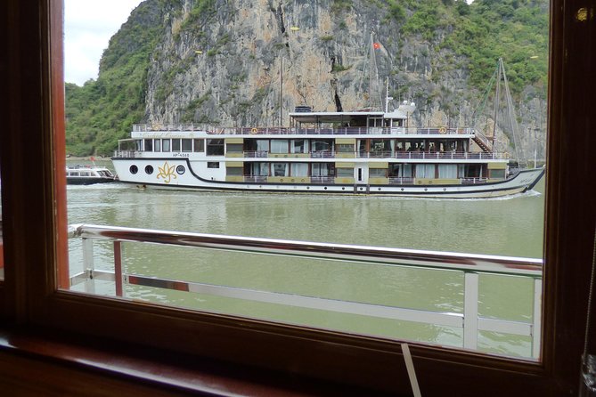 5 Days 4 Nights Hanoi - Halong Bay - Peaceful Halong Bay Cruise, one of 7 world Wonders - Day 2 Hanoi temple and museum day: National icons plus cultural context