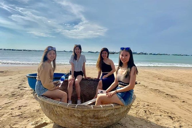 5-Hour Sunrise or Sunset Jeep Tour from Mui Ne Beach Town - Mui Ne Fishing Village: Quick Local Culture Without a Long Detour
