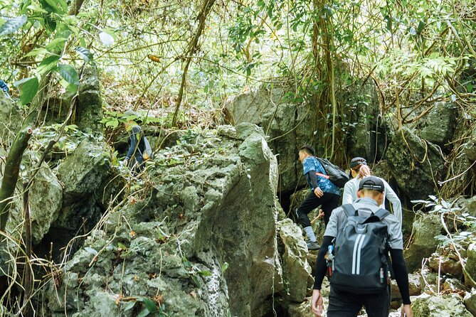 Abandoned Valley Adventure - E Cave & Golden Cave - 1D - Breaks That Keep the Day Comfortable: Snack and Picnic Lunch