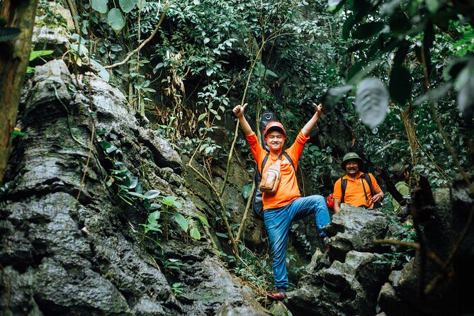 Abandoned Valley Adventure - E Cave & Golden Cave - 1D - Gear, Safety, and How the Tour Protects Your Stuff