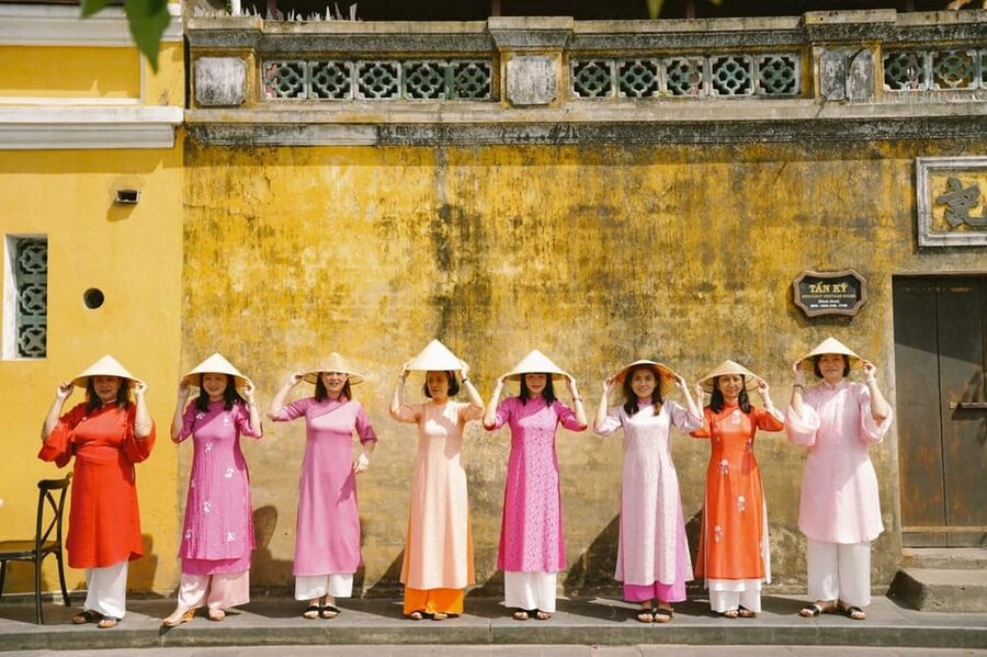 Ao Dai Photography: Traditional Attire Capture in Hoi An - Stop 3: Return to Thanh Mai