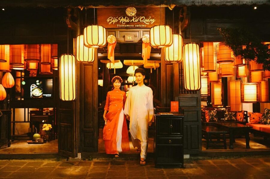 Ao Dai Photography: Traditional Attire Capture in Hoi An - The Photo Deliverables: What 300+ Shots Means for Real People