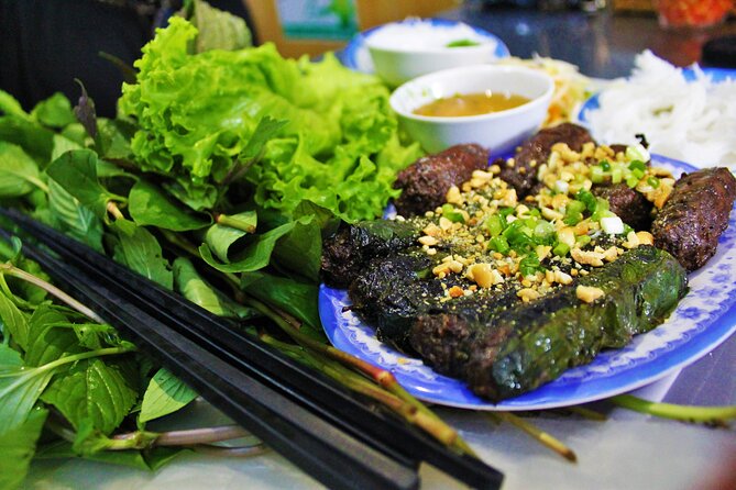 Award-winning Saigon Food Tour with GirlPower Drivers | KissTour - District 4 and Vĩnh Khánh Street: seafood night