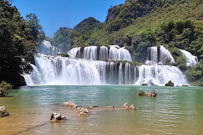 Ban Gioc Waterfall - Nguom Ngao Cave full day - BEST SELLING - Khuoi Ky Stone Village: ethnic crafts and everyday valley life