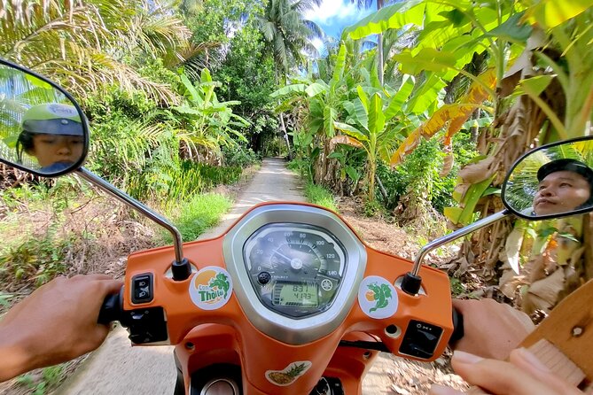 Ben Tre: Scooter, Culture, Sailboat and Mekong Food (Half Day) - Chợ Đầu Mối Nông Thủy Sản Bến Tre Market Time and Fruit Tastings