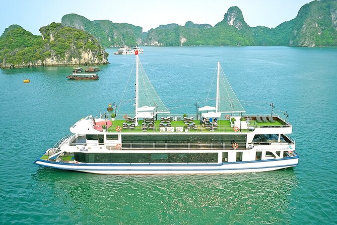 BEST SELLER - Halong 5 Star Day Cruise: Buffet, Wine & Jacuzzi - Sunset party in the Jacuzzi, wine and tea