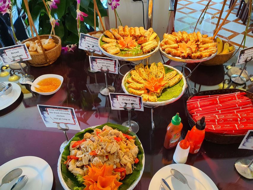 BestSeller - 2 Day 5-Star Overnight Cruise of Highest Safety - Day 2 morning: tea, views, and the Frog Pond stop