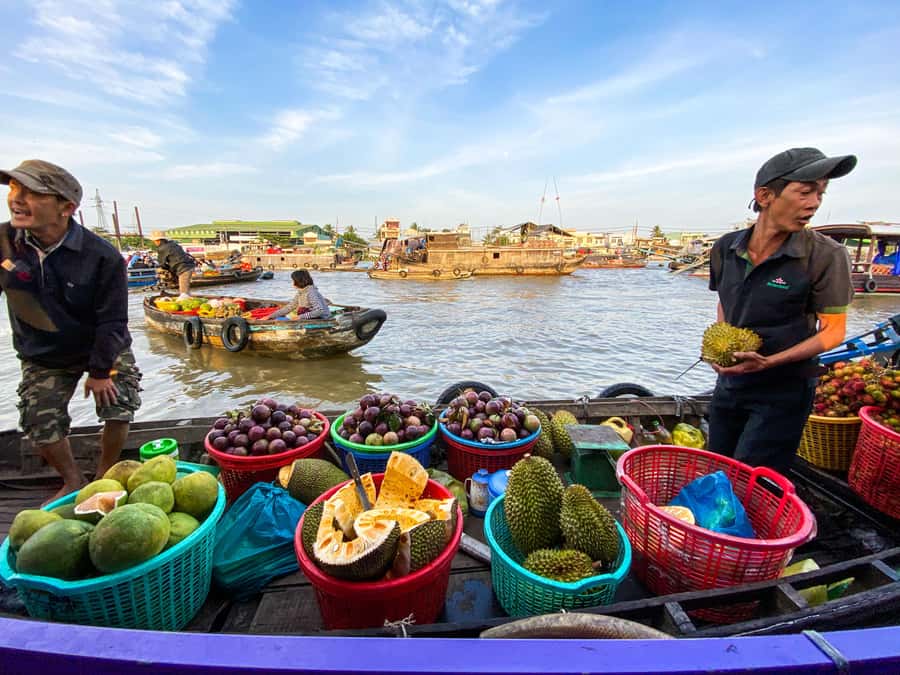 Can Tho: A Real Mekong Tour, Floating Market, Cacao & Life's - Food and drinks included, including vegetarian breakfast