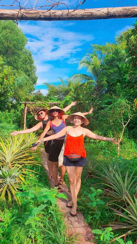 Can Tho: Authentic Mekong Delta – Real Local Life Tour. - Boat Time on the Mekong River and Quiet Canals