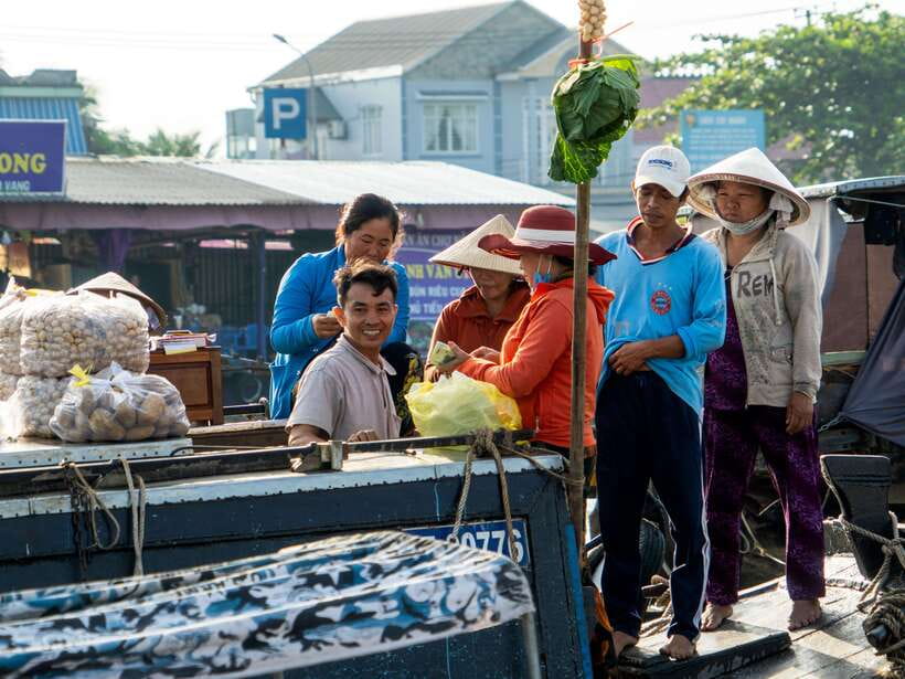 Can Tho: Explore Mekong, Floating Market, Cacao & Local Life - Noodle soup, fresh pineapple, and how the delta stays fed