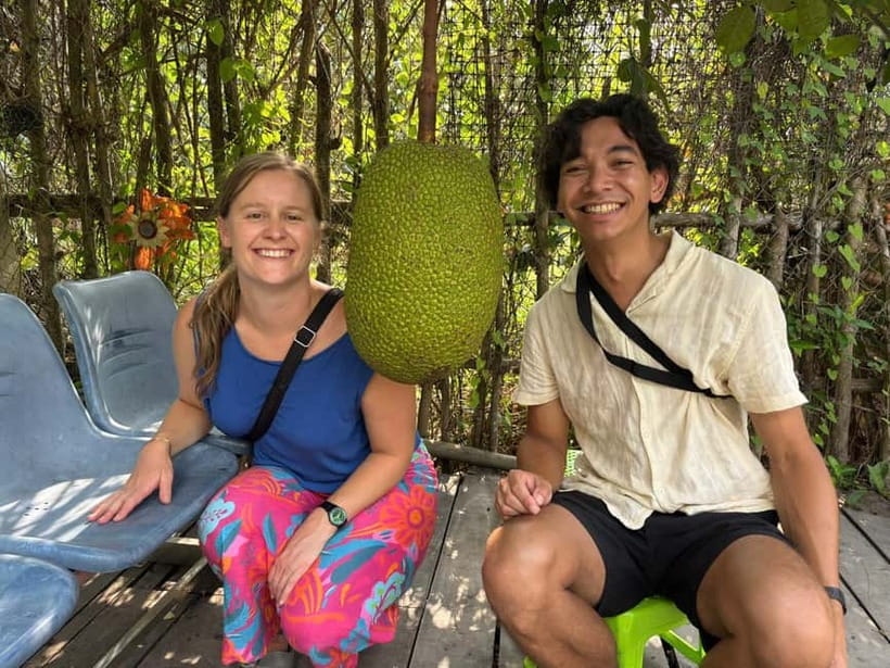 Can Tho: Floating Market, Cacao & Canals with French Guide - Sampan breakfast and fruit on the Mekong, included and actually good