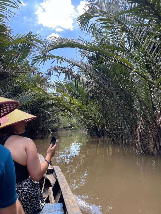 Can Tho: Floating Market, Canal, Cacao Farm & Mekong' Life - Cai Rang Floating Market by small boat, with sunrise and breakfast