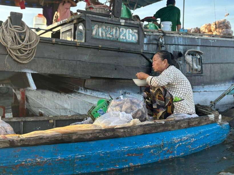 Can Tho: Floating Market, Canal, Cacao Farm & Mekong' Life - Who this Mekong Delta morning fits best
