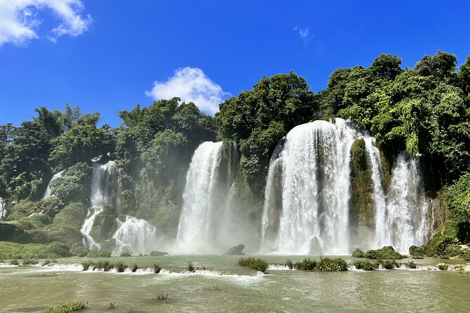 Cao Bang: Ban Gioc Waterfall Full-Day With Local Guide - Late-day Angel Eye Mountain (Núi Mắt Thần): a classic Cao Bang viewpoint finish