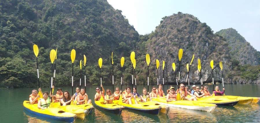 Cat Ba Island: Full-Day Cruise to Lan Ha Bay and Ha Long Bay - Why this Cat Ba cruise feels different from a basic day trip