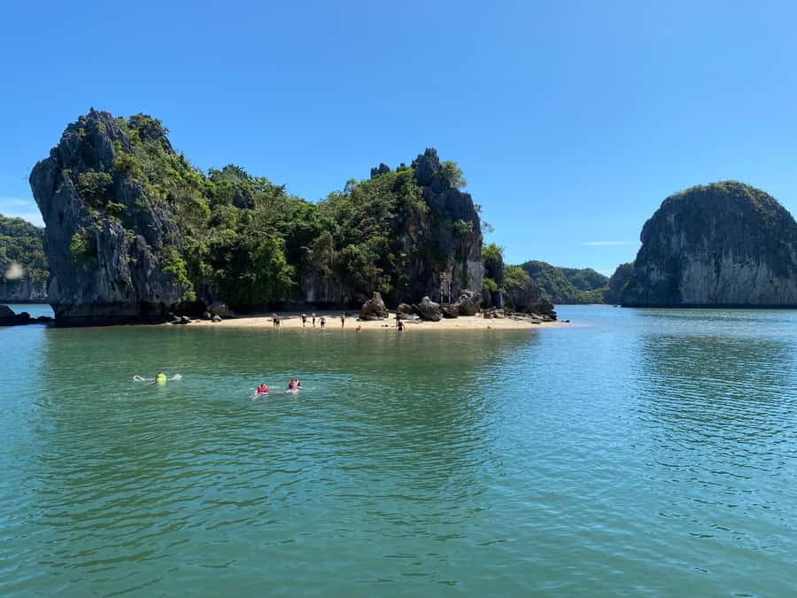 Cat Ba : Lan Ha Bay Bioluminescent Plankton Kayak Boat Tour - From Your Hotel to Cai Beo, The Day’s Easy Pacing