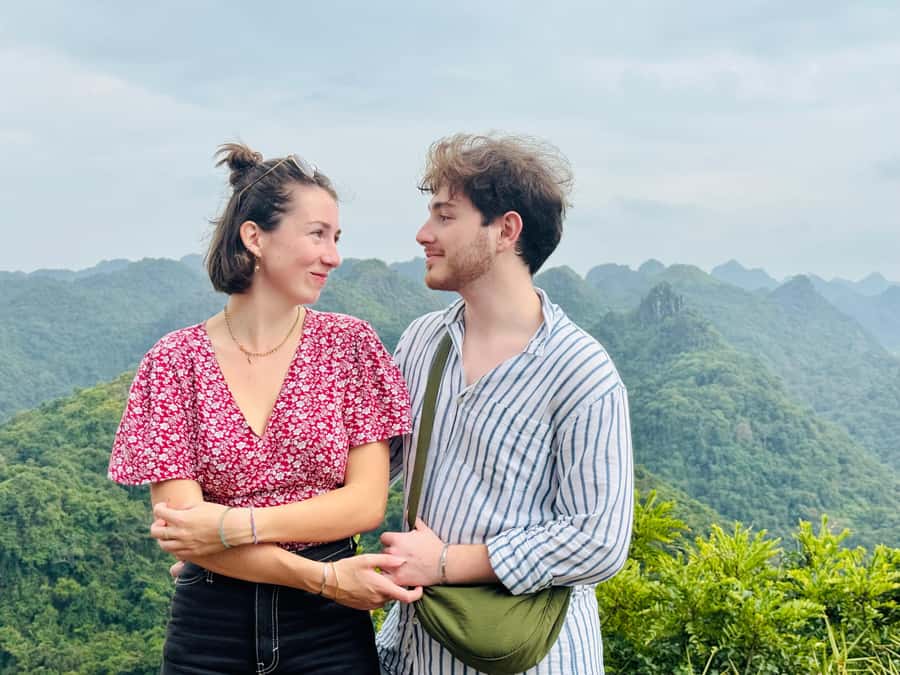 Cat Ba: Lan Ha Bay Halfday Cruise with Kayaking - From Cat Ba town to the water in about four hours