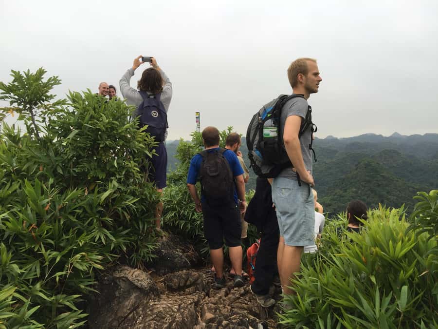 Cat Ba: Lan Ha Bay Halfday Cruise with Kayaking - The traditional junk boat experience, and why it matters