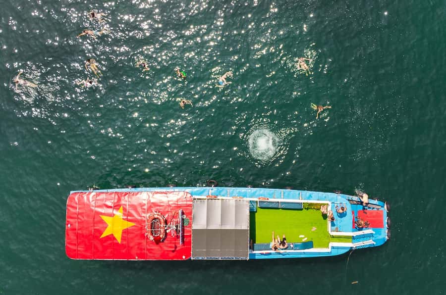 Cat Ba: Lan Ha & Ha Long Bay Kayak & Snorkel Boat Tour - Monkey Island: how to see them and stay safe