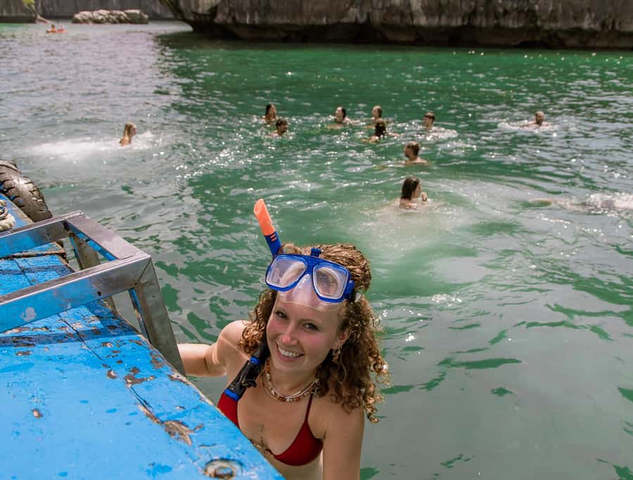 Cat Ba: Lan Ha & Ha Long Bay Kayak & Snorkel Boat Tour - The return cruise, golden hour, and what the schedule feels like