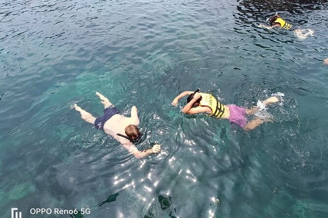 Cham island snorkeling tour - Guide and crew support, including Casper-style extra effort