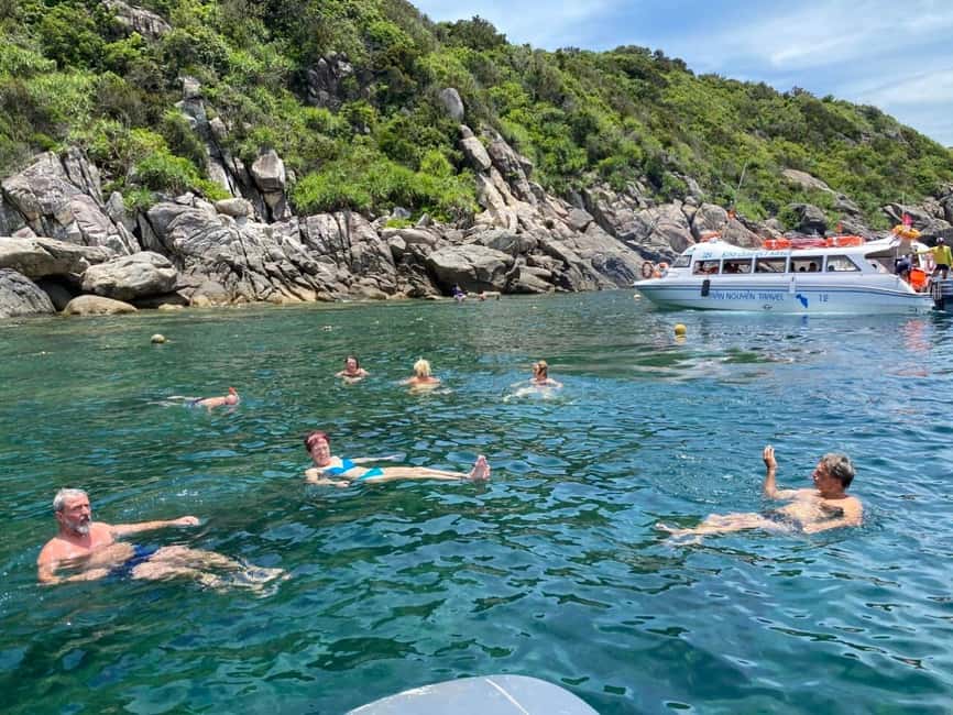 Cham Island Snorkeling tour by Speed Boat From Hoi An/DaNang - How the 5.5-hour schedule balances reefs, island walks, and lunch