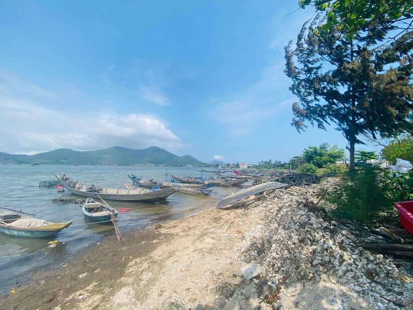 Chan May port : Private Trip to Hoi An Ancient Town - Marble Mountains: caves, pagodas, stairs, and two viewpoints